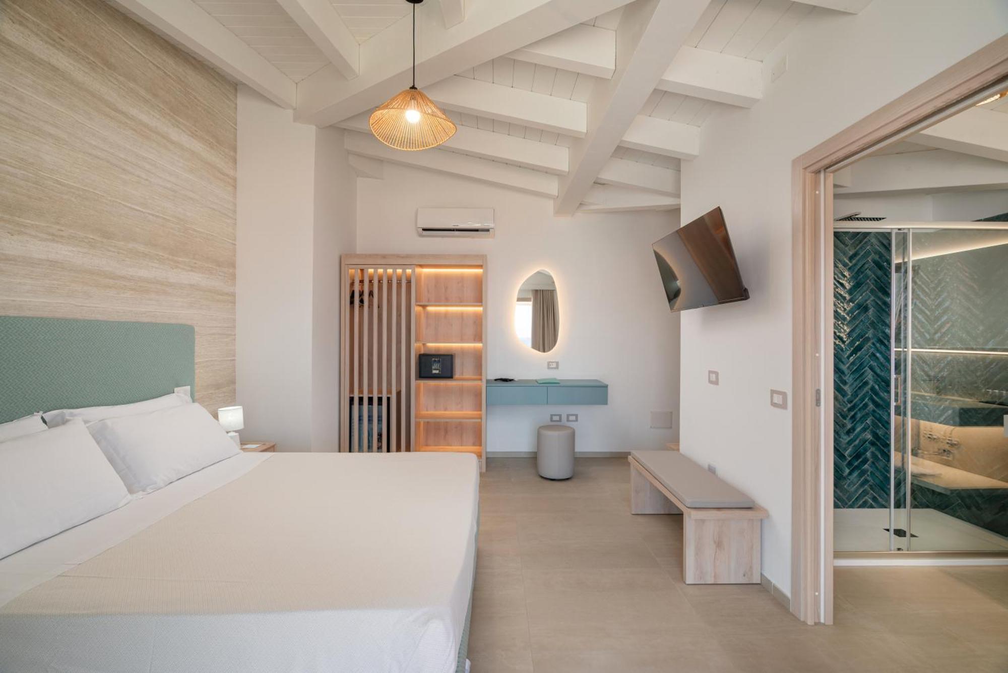 Margaida Boutique & Cala Gonone